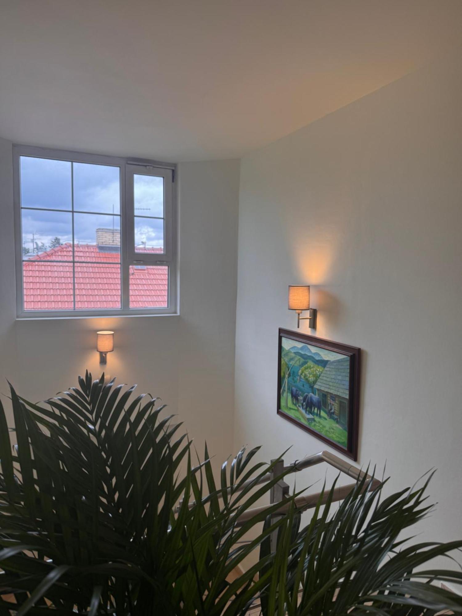 Diamondvilla, 4 Bedroom Apartment, Garden & Prag