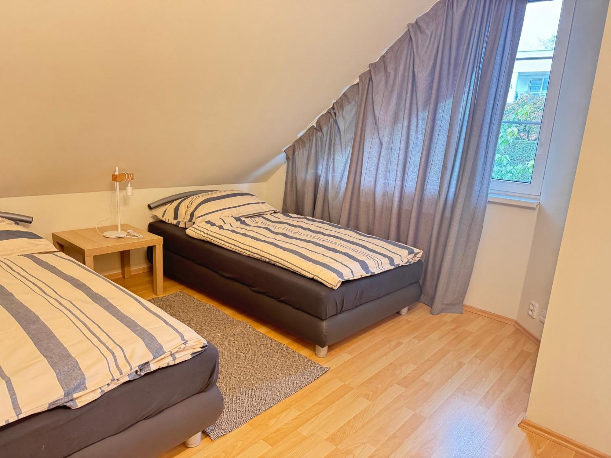 Diamondvilla, 4 Bedroom Apartment, Garden & Lejlighed *