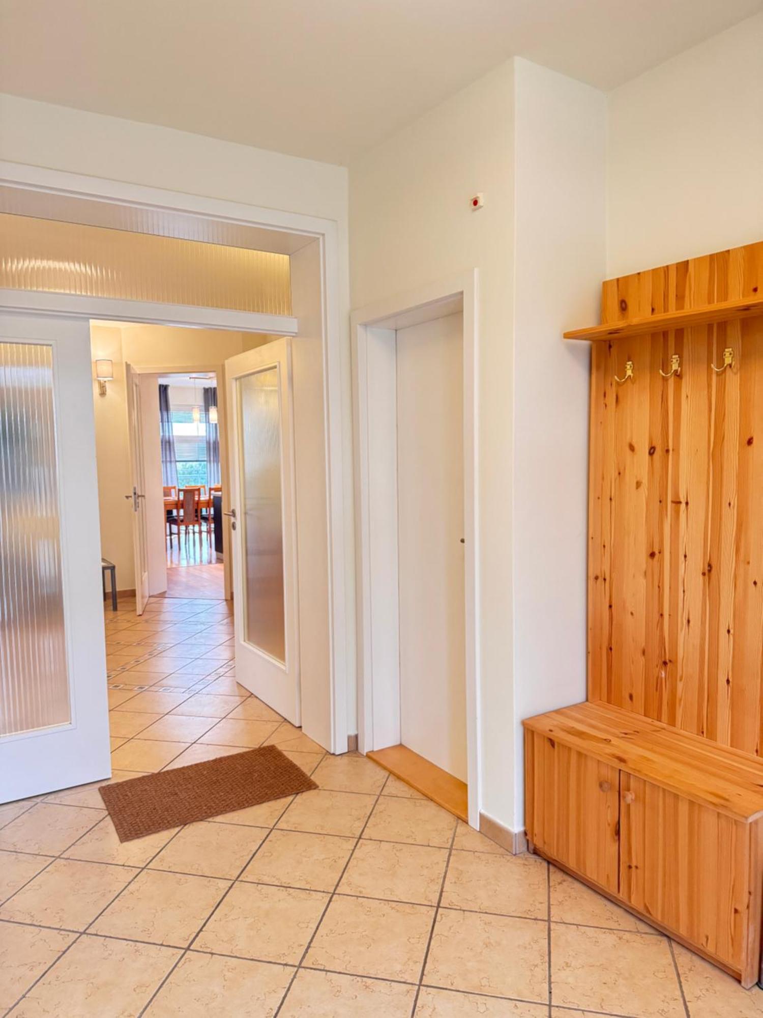 Diamondvilla, 4 Bedroom Apartment, Garden & Lejlighed Prag