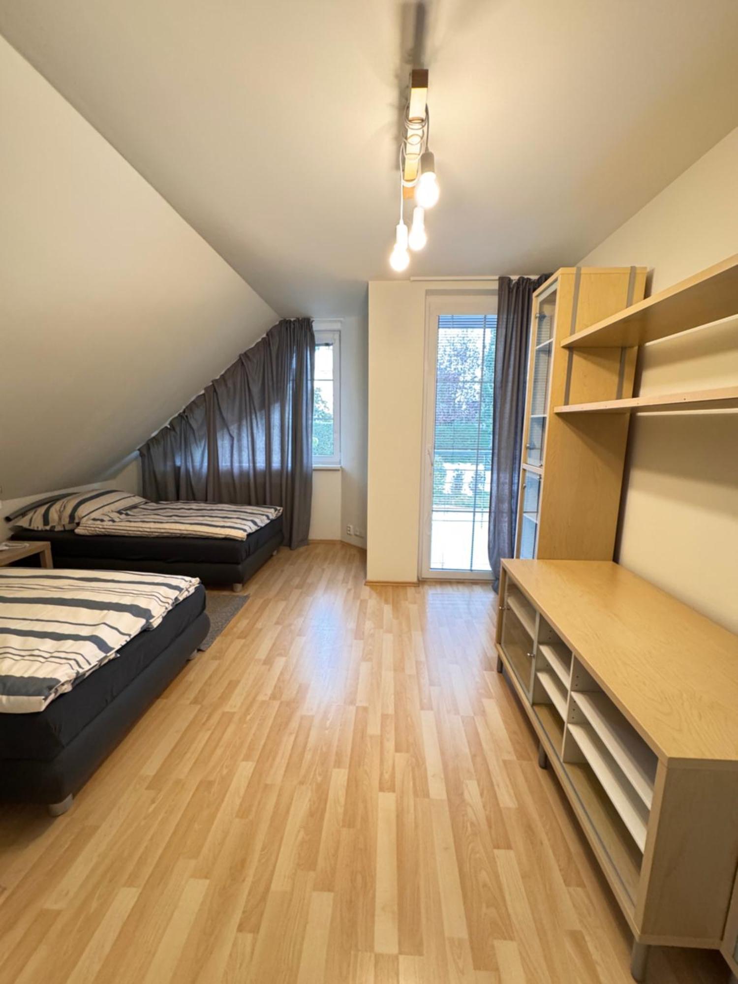 Diamondvilla, 4 Bedroom Apartment, Garden & Lejlighed *