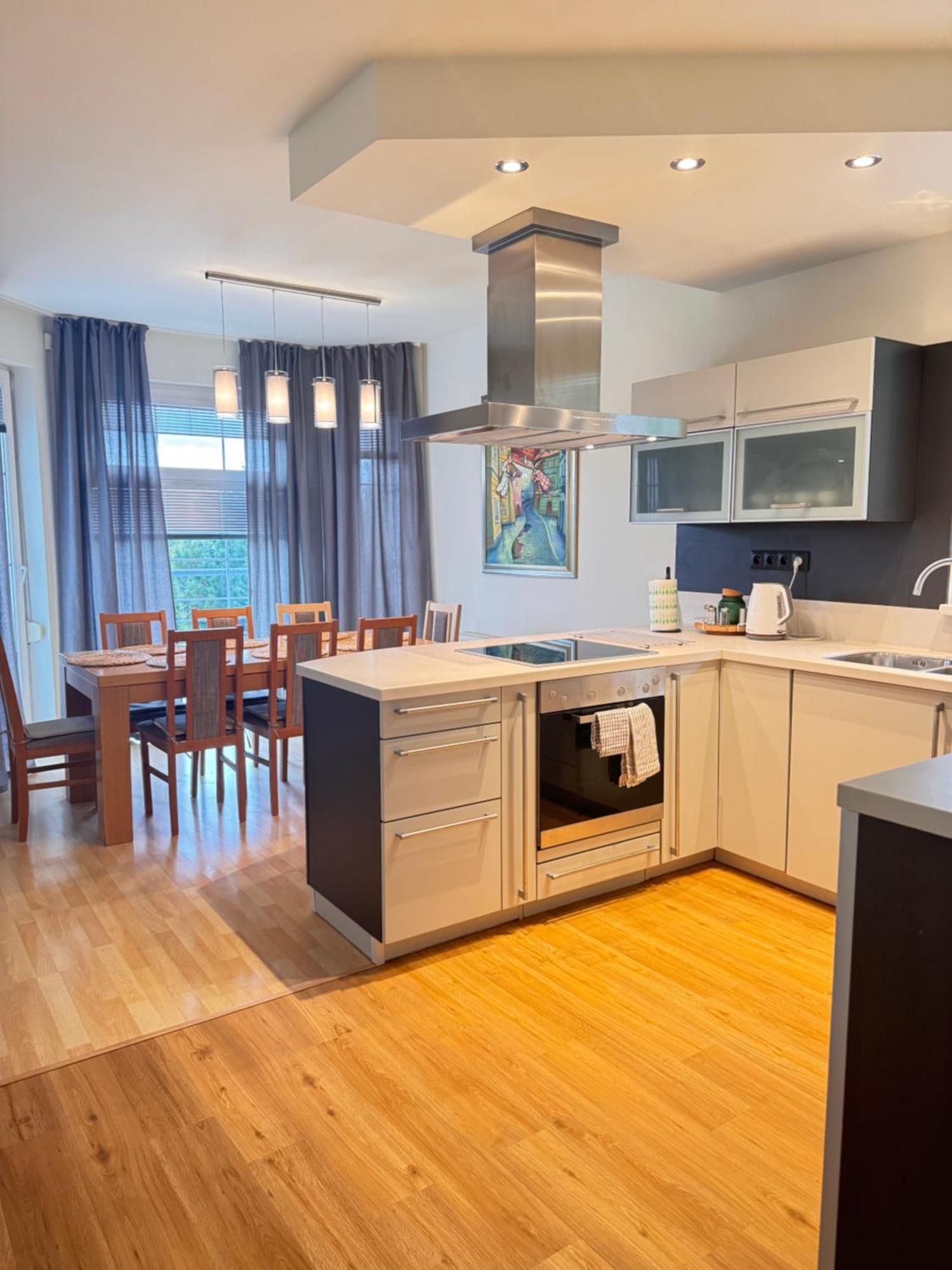 Diamondvilla, 4 Bedroom Apartment, Garden & * Prag